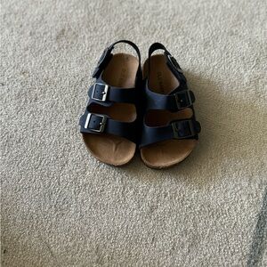 Unisex Faux Leather Double -Buckle sandals For toddler
